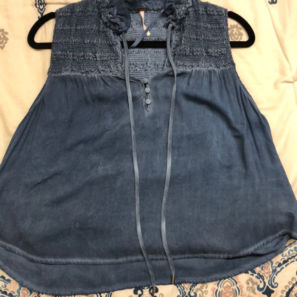Free people blouse !